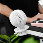 WiWU FS03 2 in 1 Table Clip Fan - Image 3